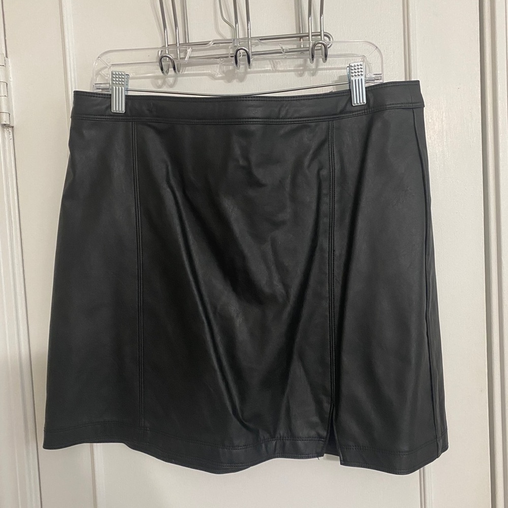 Abercrombie & Fitch Black Faux Leather Mini Skirt
